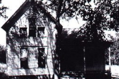 Whispers from the Shadows: The Enigmatic Villisca Axe Murders of 1912